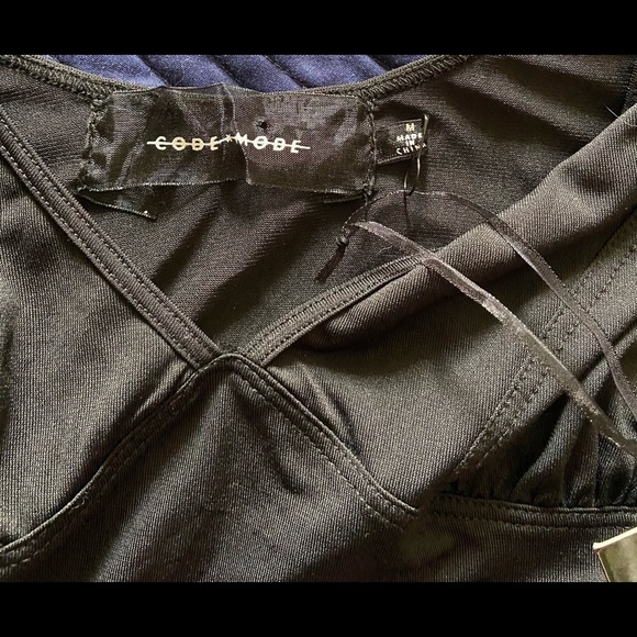 CodexMode Double-V Bodysuit- Medium - Picture 4 of 9